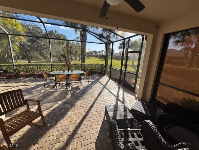 Building Photo - 10700 Cetrella Dr