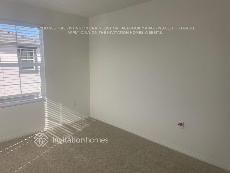 Building Photo - 2447 Gunner Ridge Way