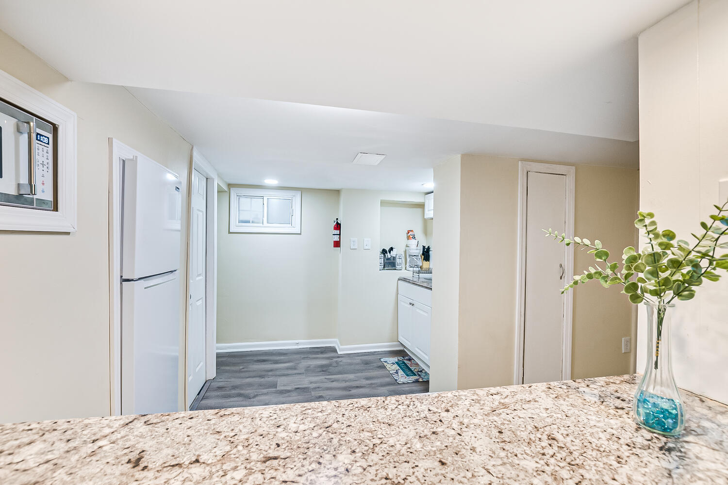 Building Photo - 46 Van Houten Ave