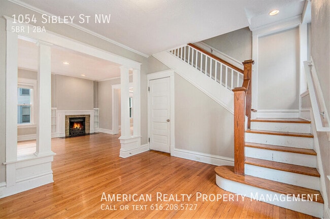 Building Photo - 1054 Sibley St NW