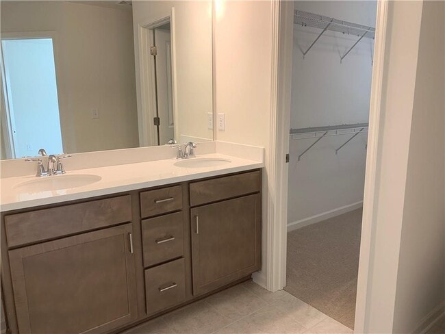 Building Photo - 4908 Longview Walk