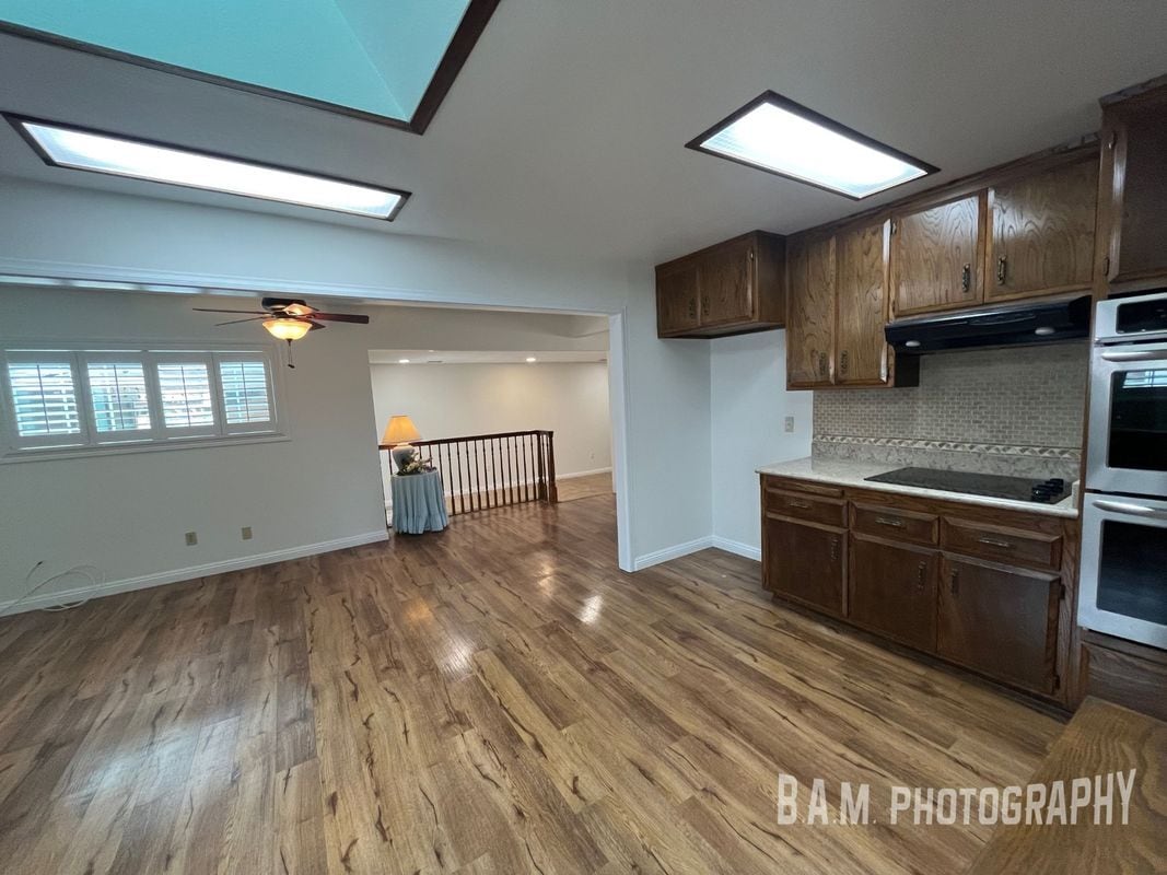 Building Photo - 20604 Wardham Ave