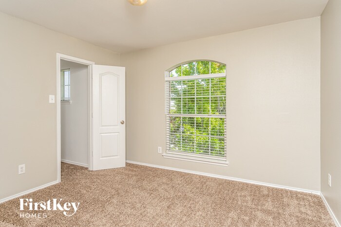 Building Photo - 221 Cookston Ln