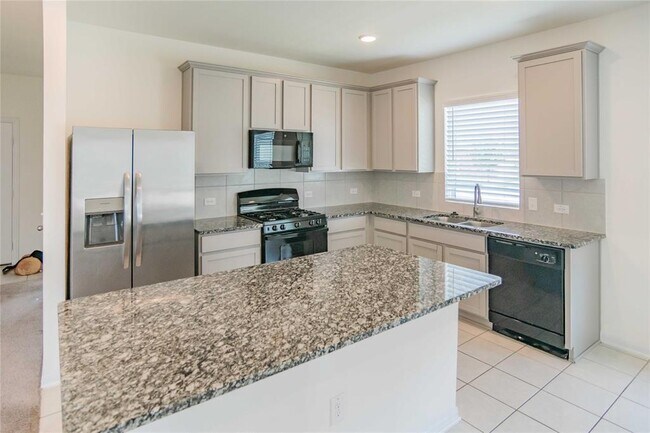 Building Photo - 101 Englenook Dr