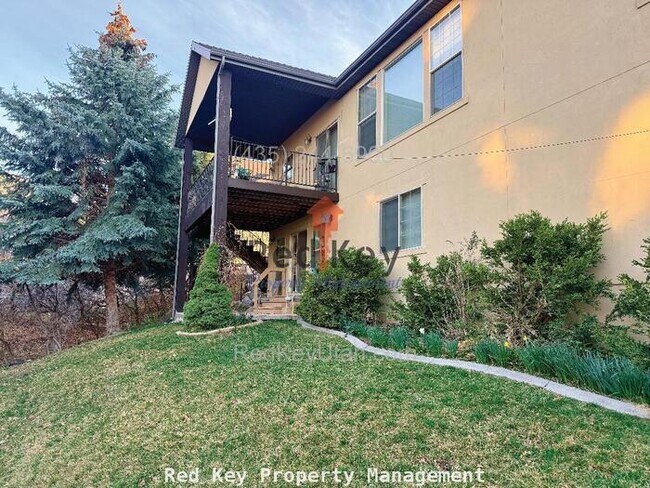 Building Photo - 739 Elk Meadow Loop