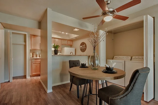 Building Photo - Sycamore Square Apartments