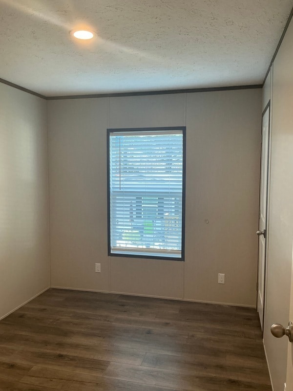 Building Photo - 5 Poole Cir