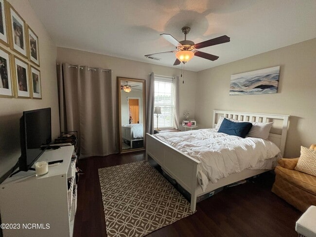 Building Photo - Welcome to Carolina Plantations!