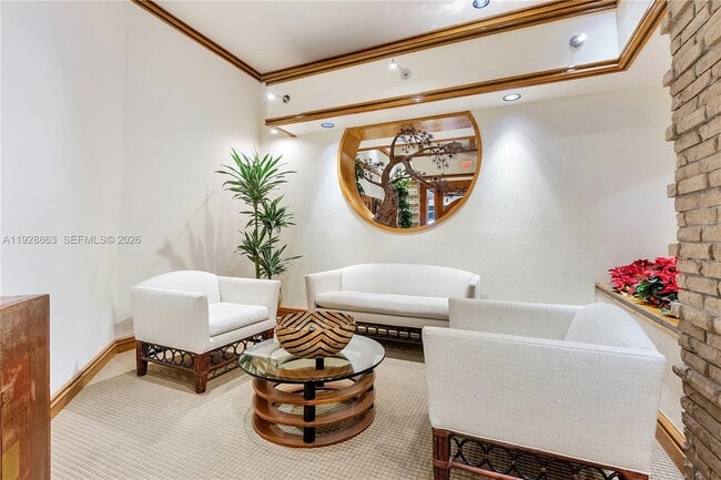 Building Photo - 2 Grove Isle Dr