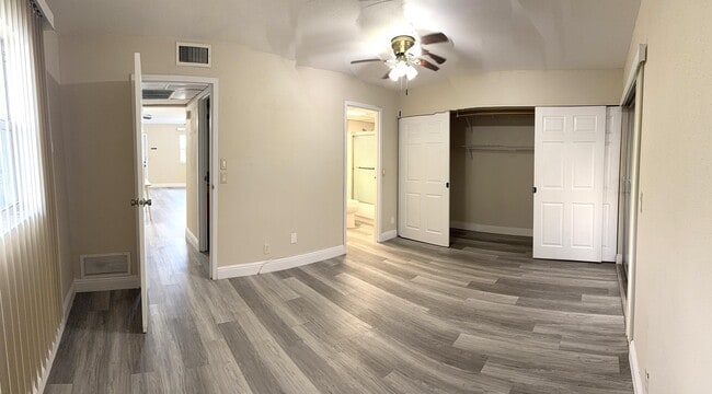 Building Photo - 323 Tuscany F