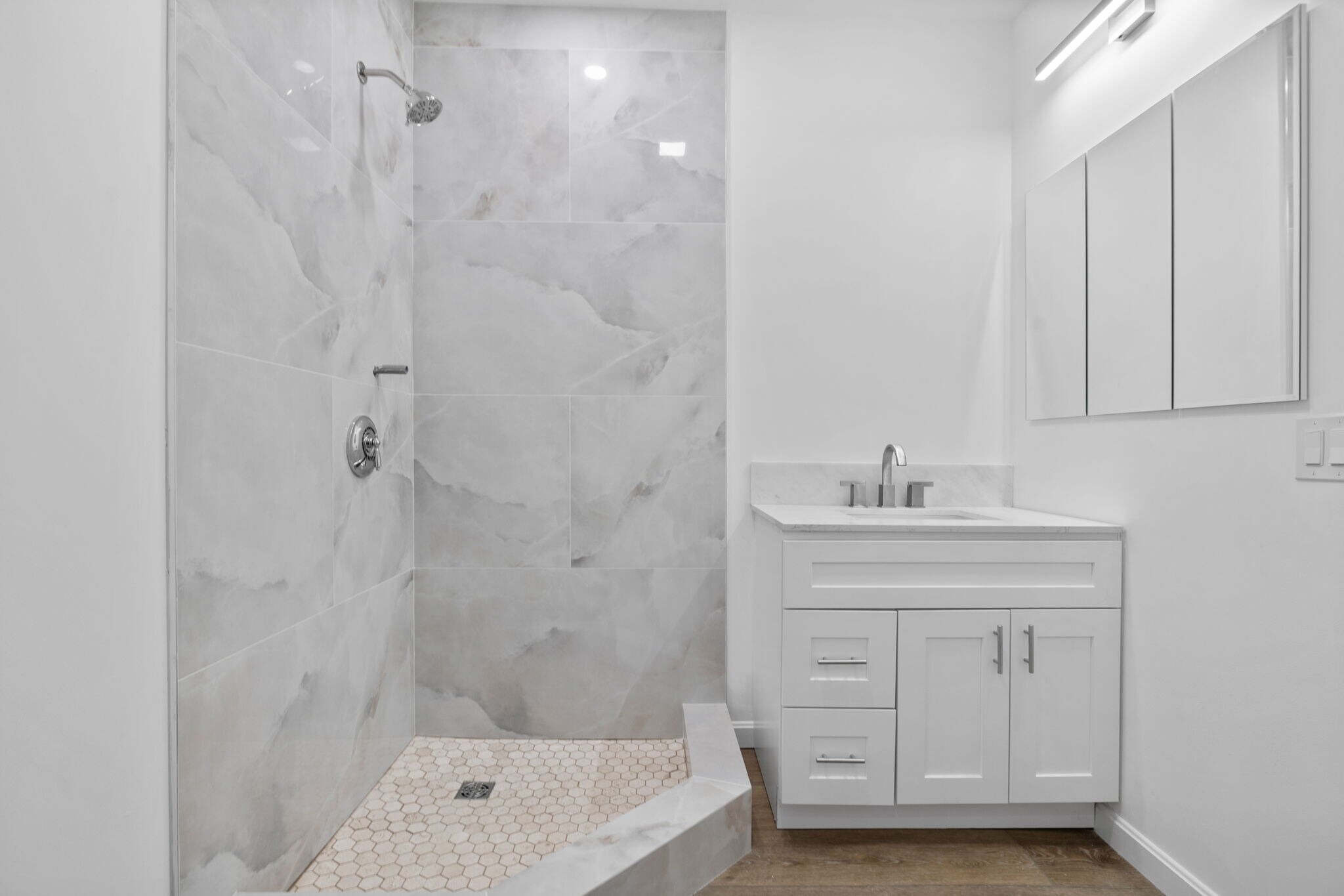 Building Photo - 172 Lexington Ave