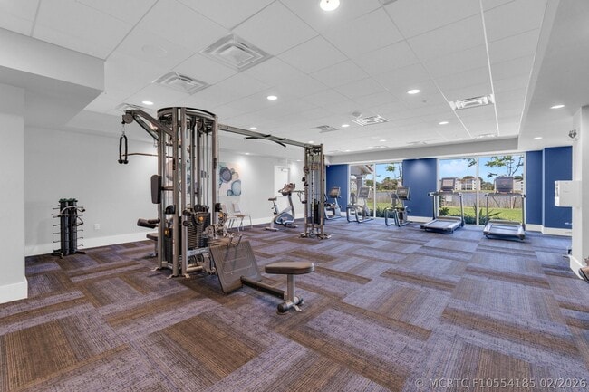 Building Photo - 6241 Pointe Regal Cir