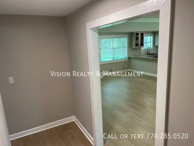 Building Photo - 4125 Flat Shoals Rd