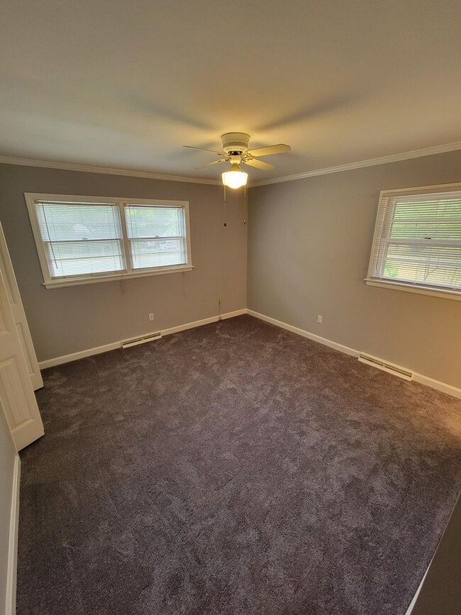 Building Photo - Spacious 3 Bed, 2 Bath Home in Graham, NC - Available for Rent!