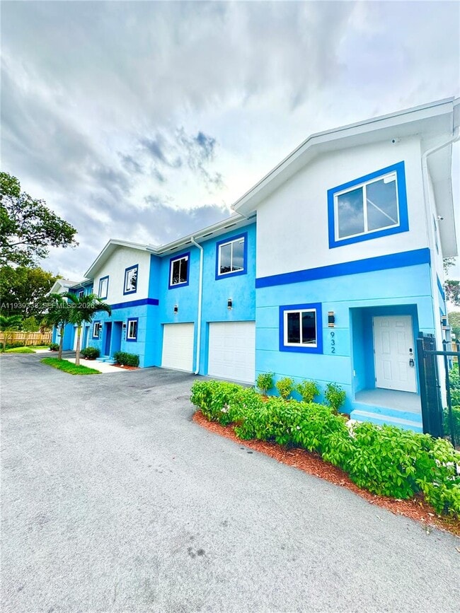 Building Photo - 928 NW 2nd St