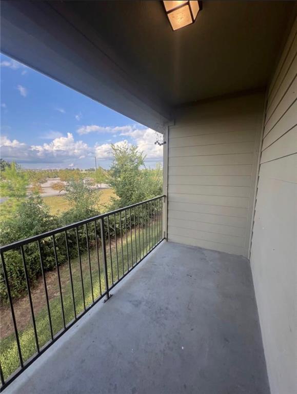 Building Photo - 3010 SE J St