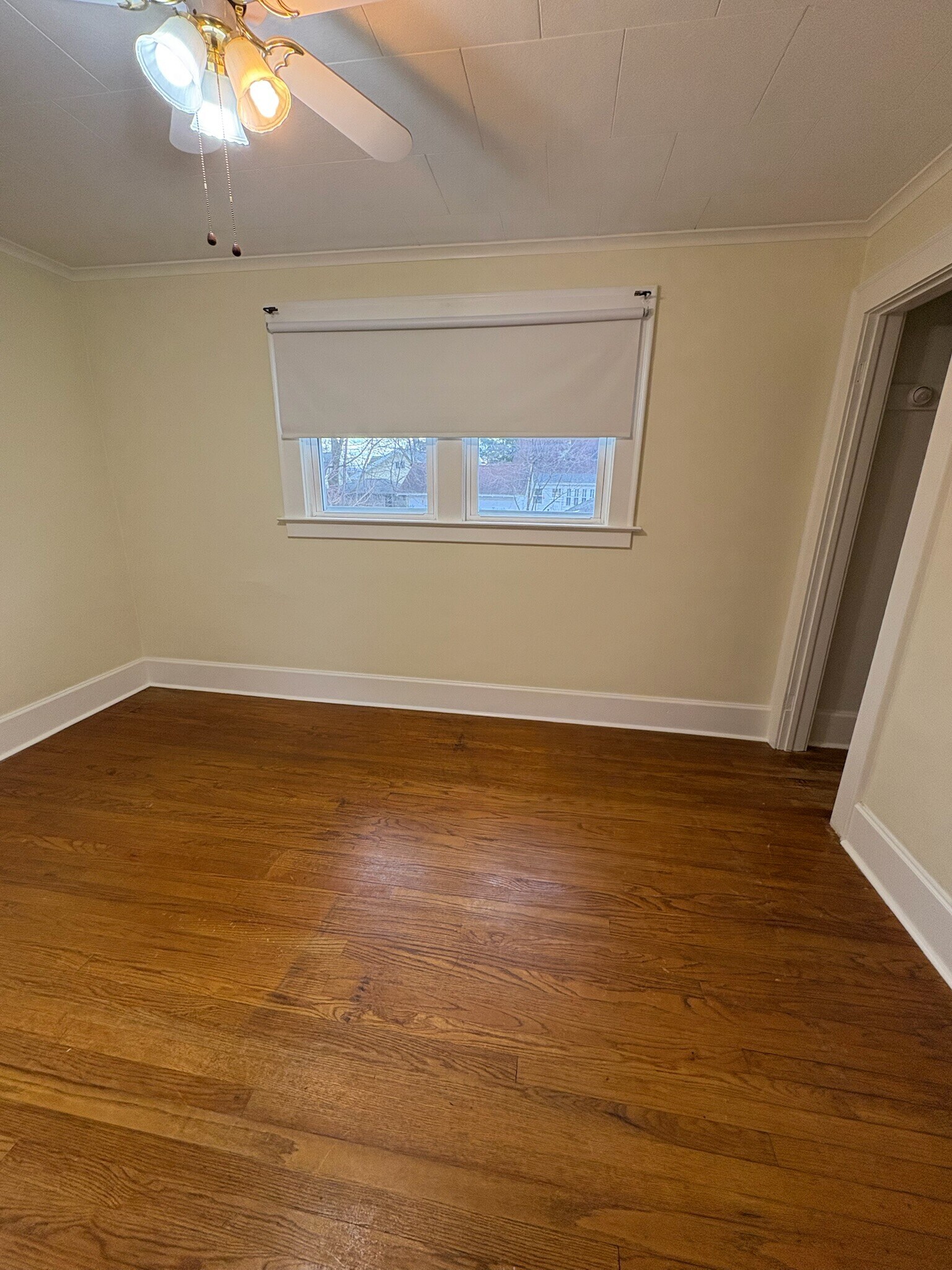 Building Photo - 415 Whittier Ave