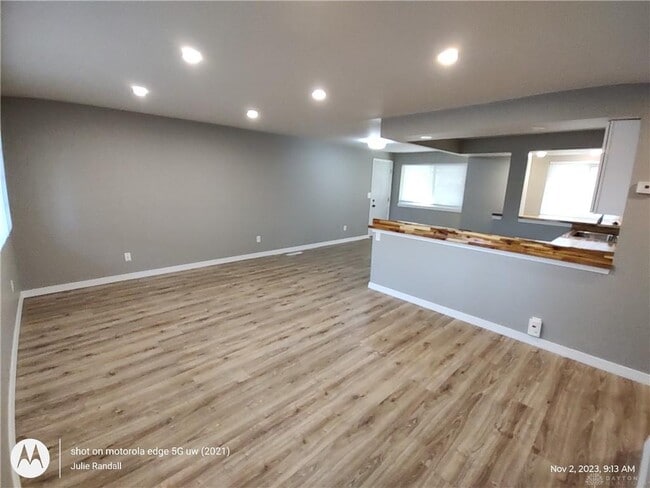 Building Photo - 5206 Powell Rd