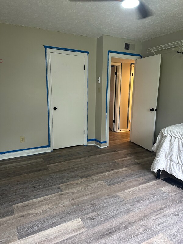 Building Photo - 3301 Rhodhiss Ct