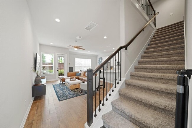 Building Photo - 1505 Canter Bayou Way