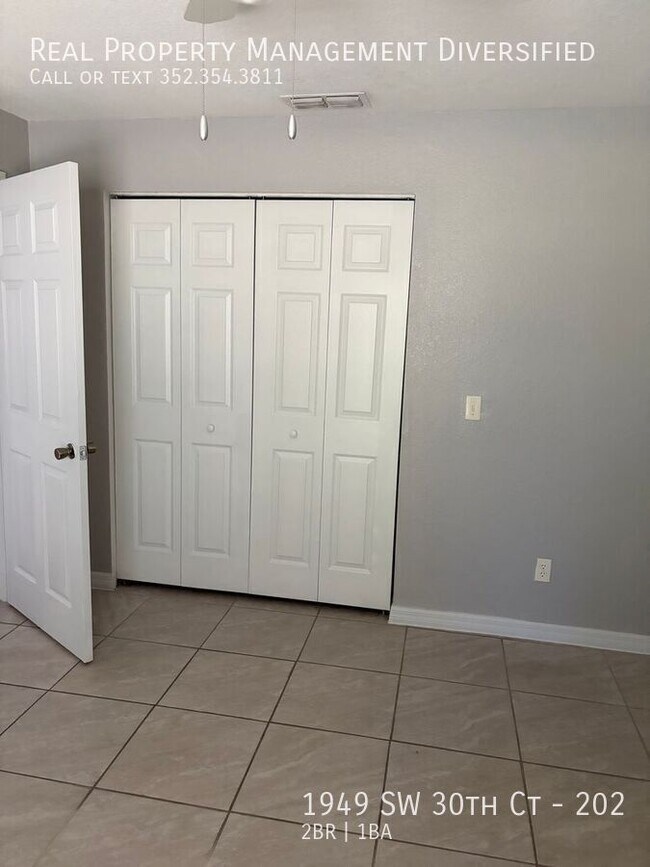 Building Photo - 1949 SW 30th Ct