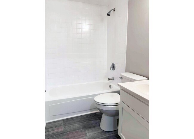 Building Photo - 3207 Jefferson Ave