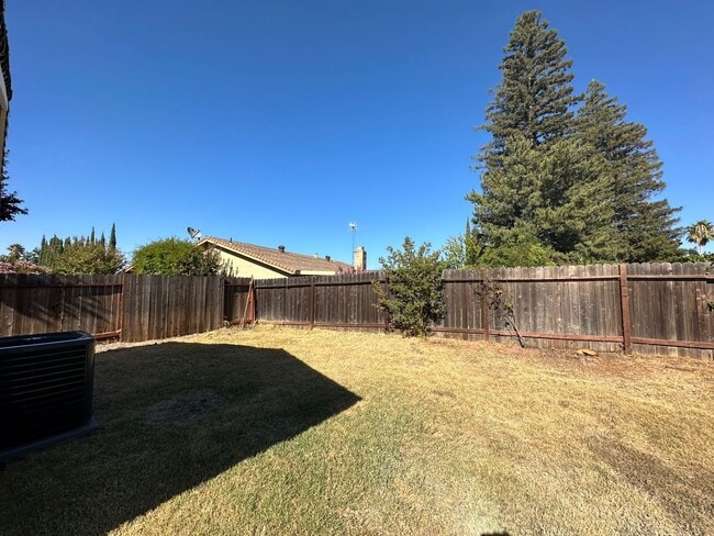 Building Photo - 4 Bedroom Near Delta Shores