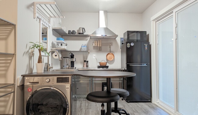 Building Photo - 163 Bilmarsan Dr