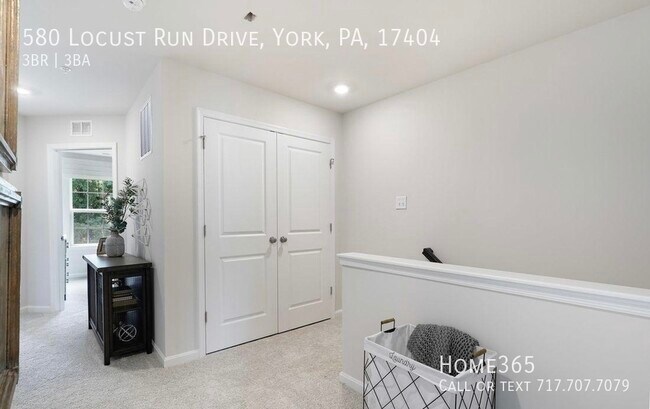 Building Photo - Brand New Townhouses on Locust Run Drive!