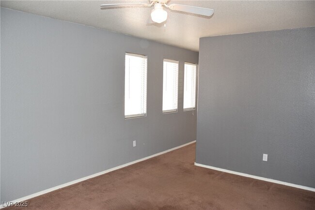 Building Photo - 8148 Finch Feather St