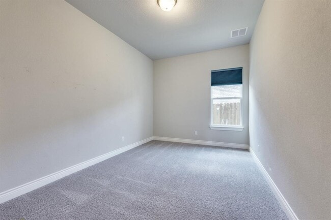 Building Photo - 101 Split Oak Dr