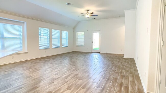 Building Photo - 21735 N Enchanted Rock Dr