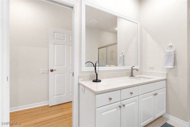 Building Photo - 8782 Middlebrook Dr