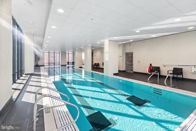 Building Photo - 2101 Market St