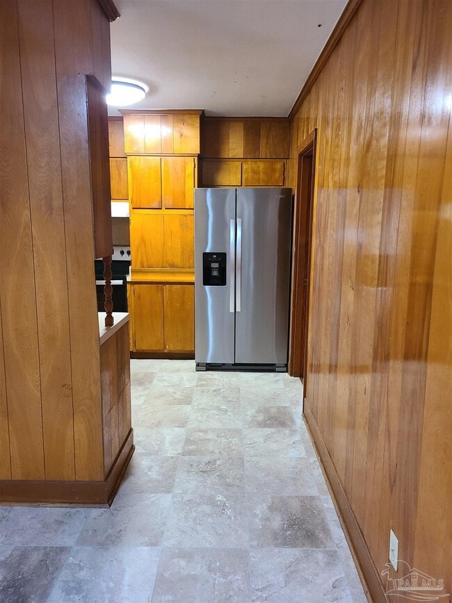 Building Photo - 812 Ash Dr
