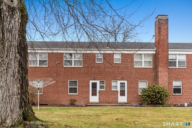 Building Photo - 52 Arnold Way