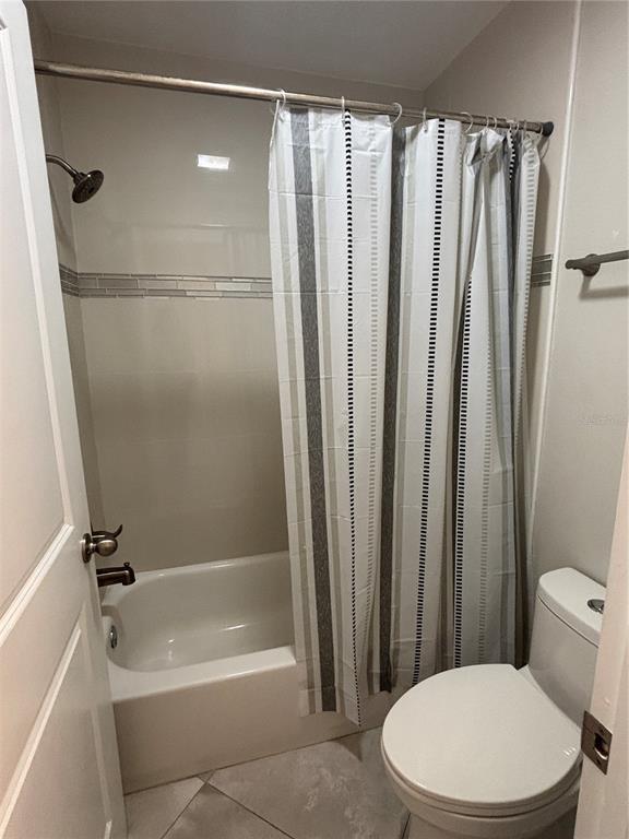 Building Photo - 5839 Erin Ln S