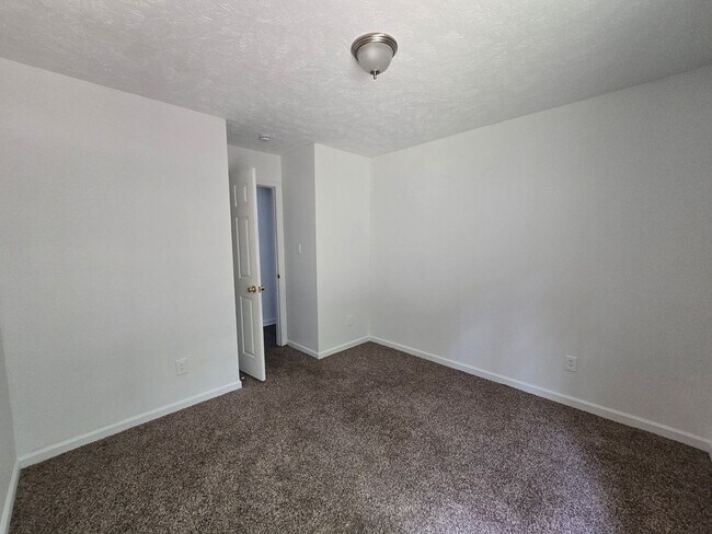 Building Photo - 1521 Kara Ct