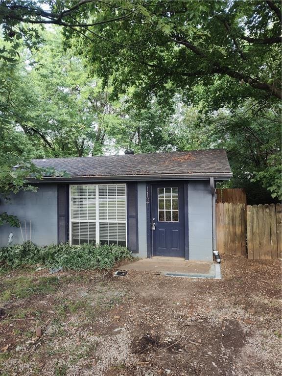 Primary Photo - 1121 S W Ave