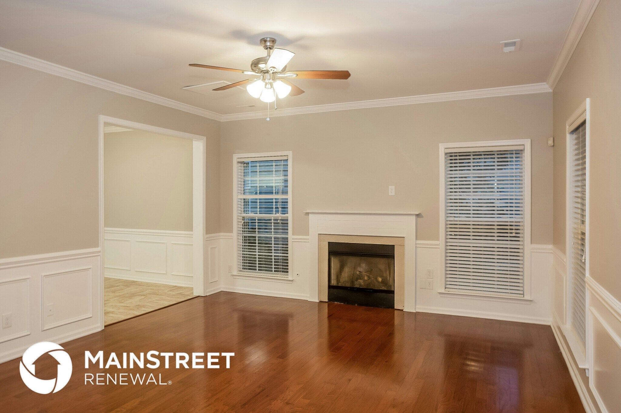 Building Photo - 8293 Chatham Oaks Dr