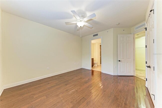 Building Photo - 5200 Manorwood Dr