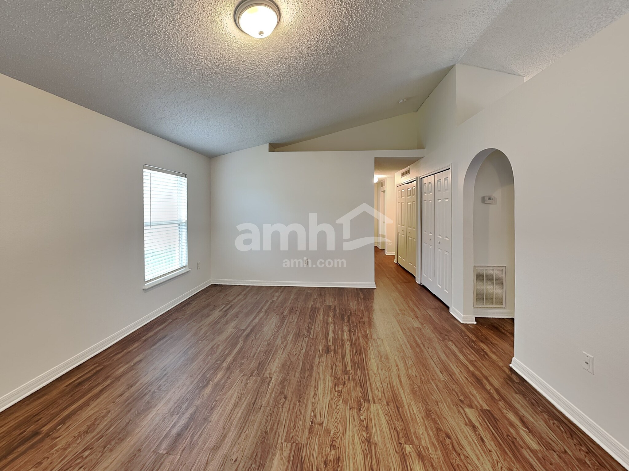 Building Photo - 6544 Gentle Oaks Dr S