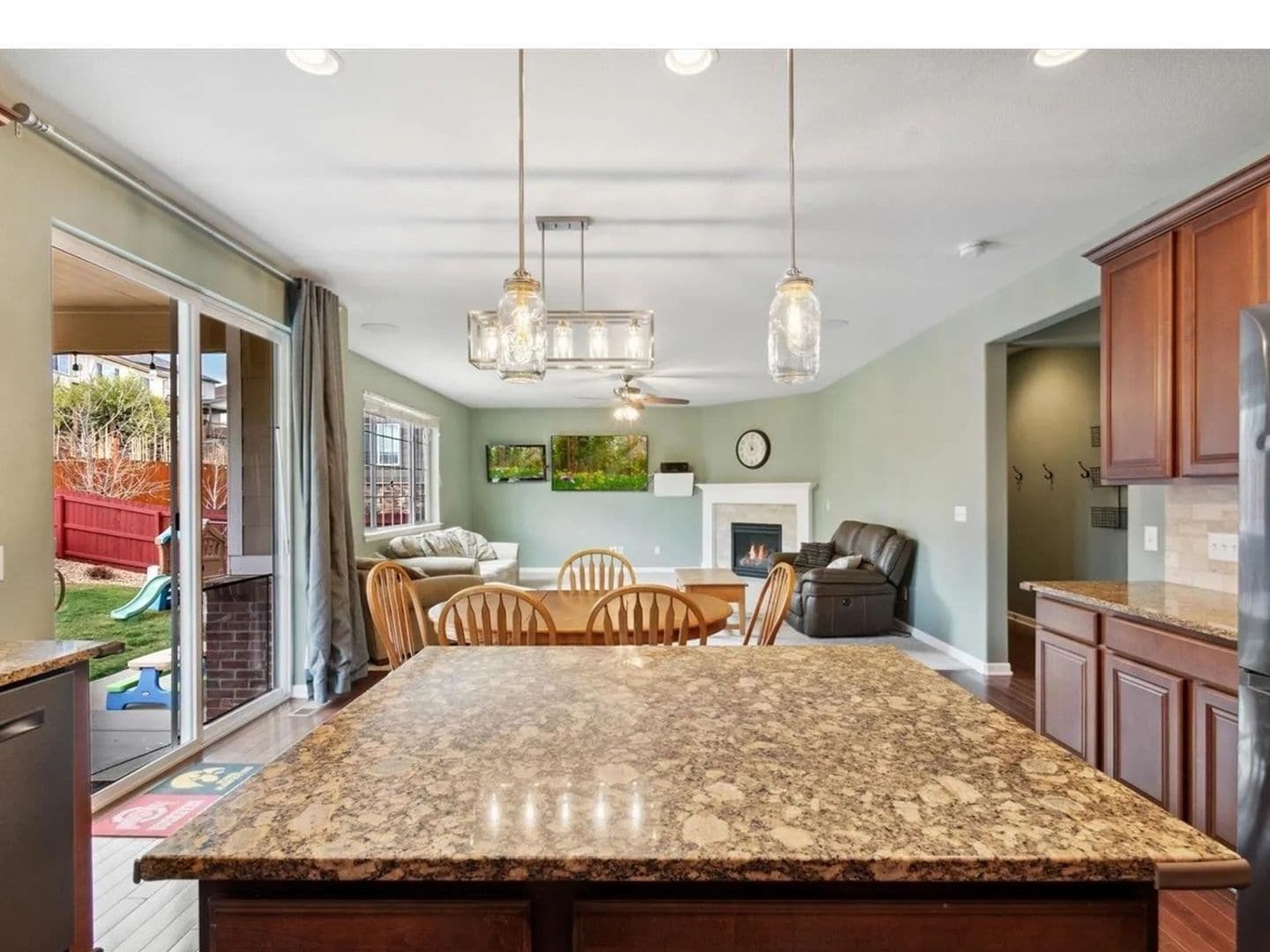 Building Photo - 6182 S Jackson Gap Ct