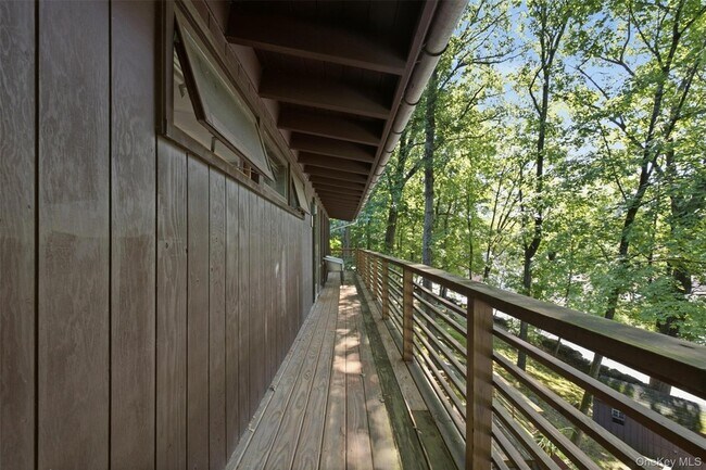 Building Photo - 28 Mallard Rise