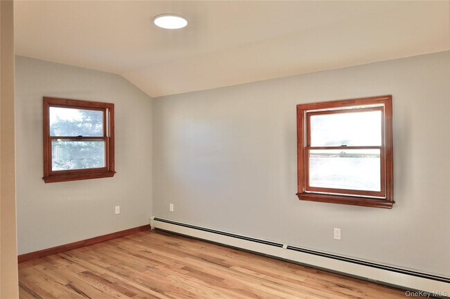 Building Photo - 3270 Lafayette Ave