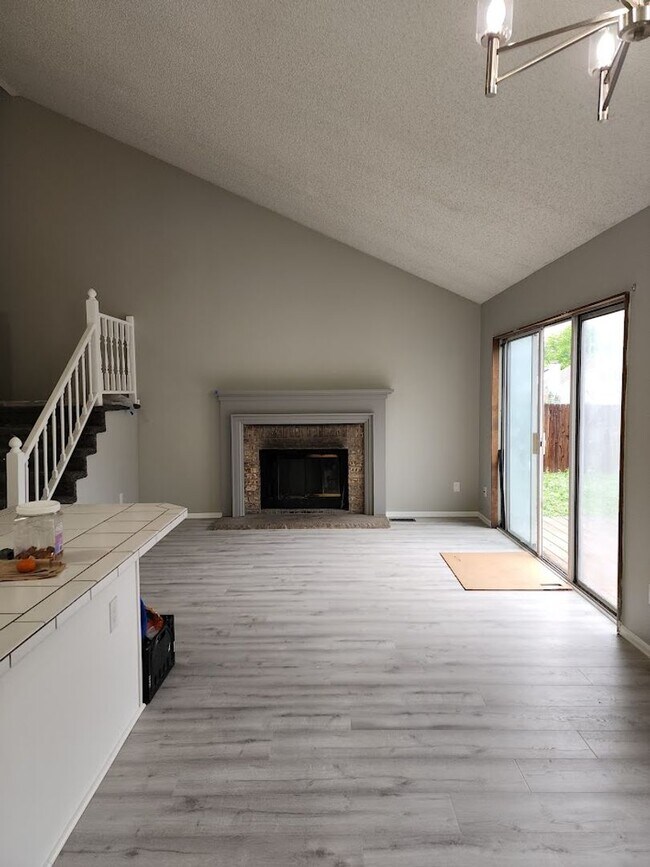Building Photo - Long Realty & Property Management - Fully ...