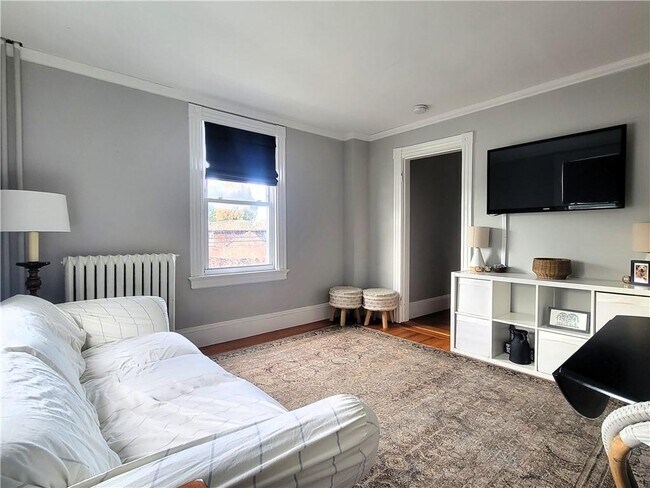 Building Photo - 22 Annandale Rd