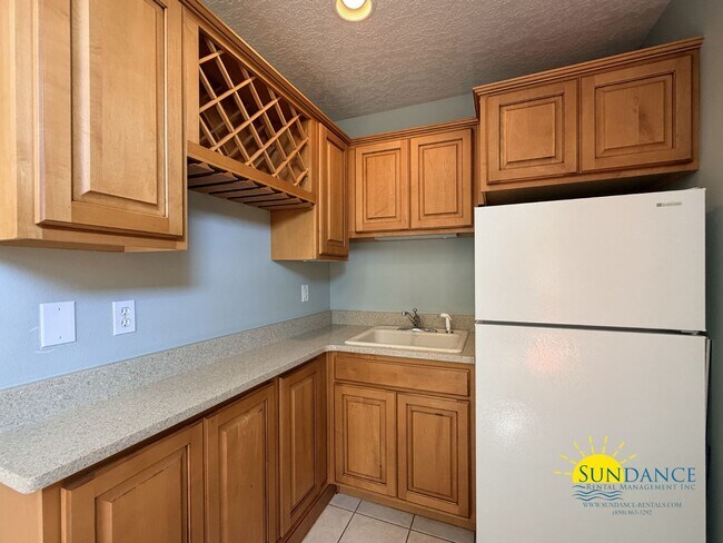 Building Photo - 4504 Boca Dr