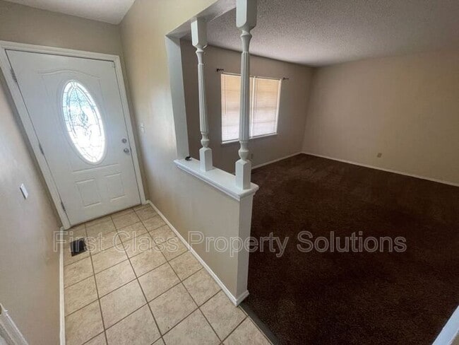 Building Photo - 6300 N Wildewood Dr