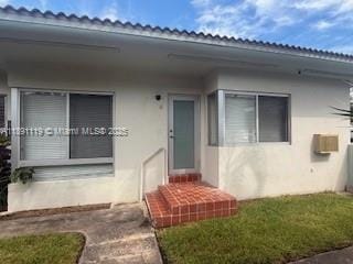 Building Photo - 2208 Bay Dr